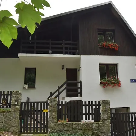 Homestay Pokoje Goscinne Pod Szopem *